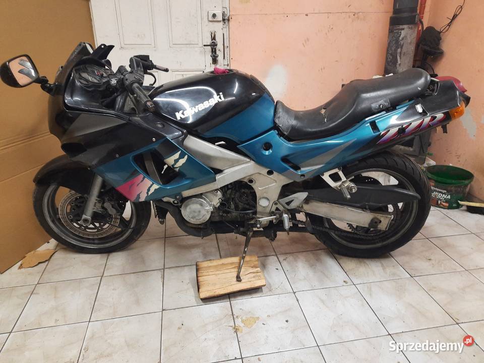 Kawasaki ZZR 600 części koło Licznik owiewki Jelenia Góra sprzedam