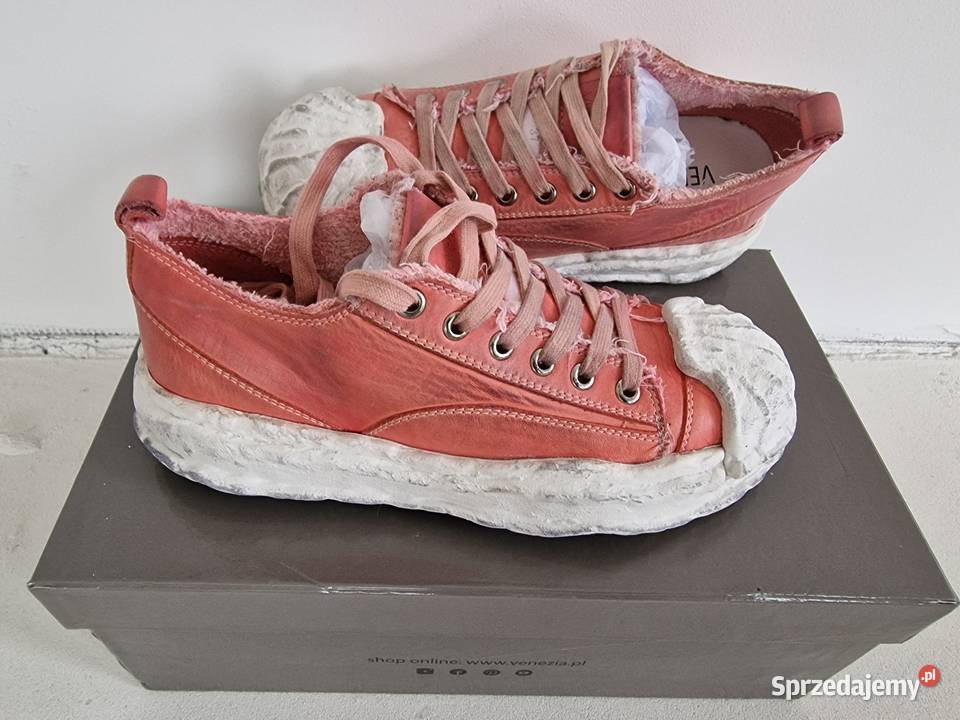 Snekersy Buty sportowe Trampki 37 Venezia Żywiec