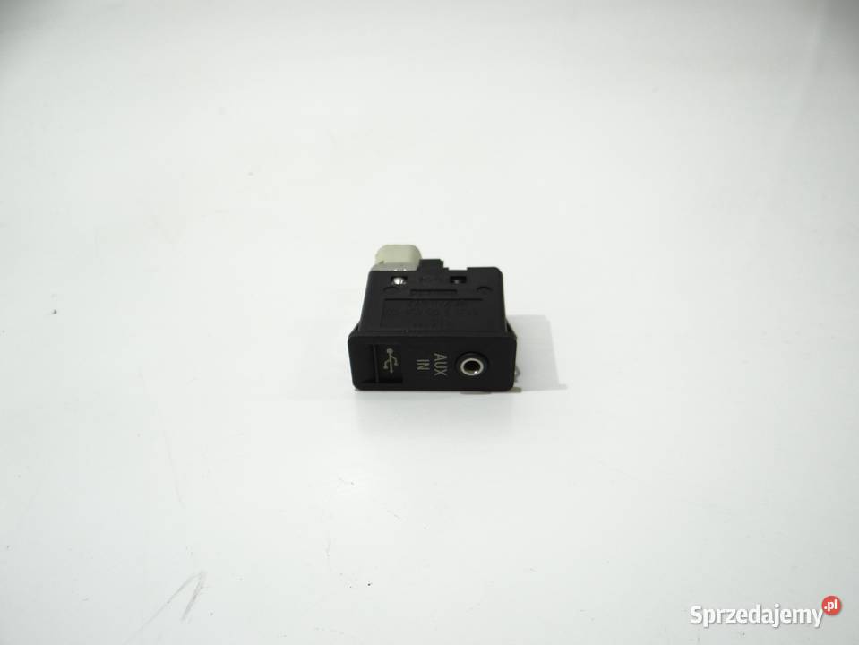 GNIAZDO PORT AUX USB BMW E87 E90 9129651 Strzyżewice sprzedam