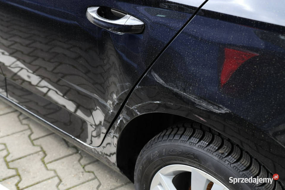 koda Fabia 10 95 uszkodzona serwisowany w ASO 999cm3 śląskie Tychy