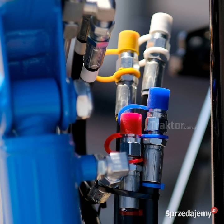 Ładowacz czołowy TUR Holland Boomer 50 Holland Tajęcina