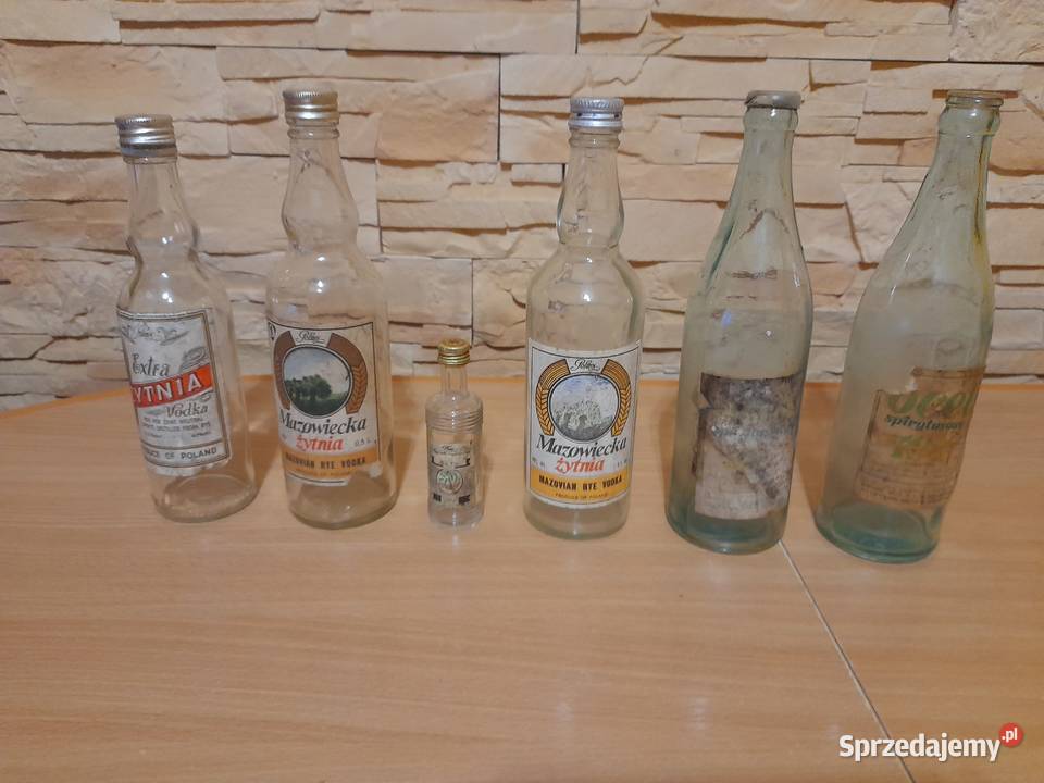 Stare butelki alkoholu z PRL podkarpackie Rudnik nad Sanem