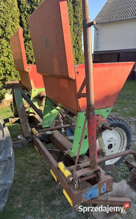 Siewnik zestaw agregat strip til do kukurydzy nieuszkodzony Siewniki i sadzarki Blizanów