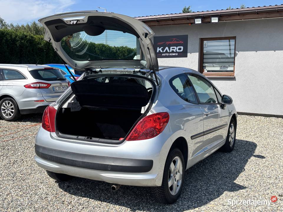 Peugeot 207 nieuszkodzony sprzedam