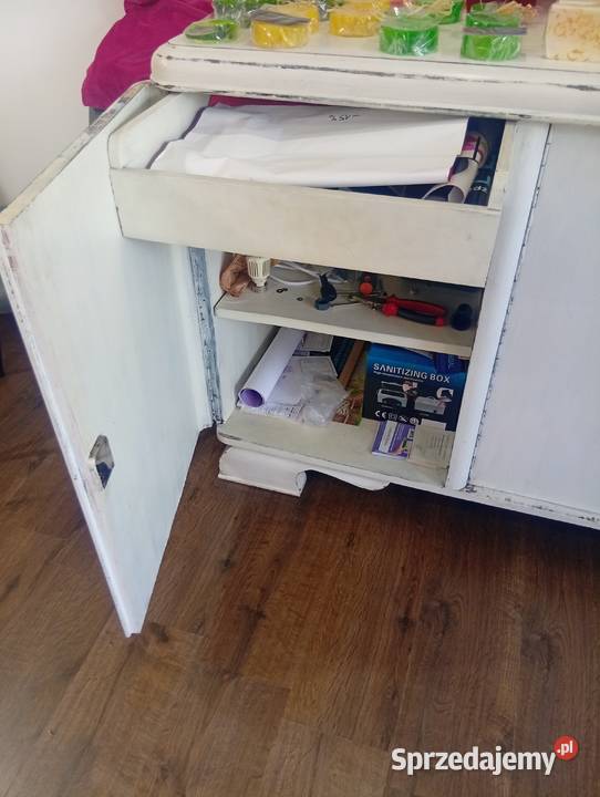 Kredens w świetnym stanie zabytek Mszana Dolna