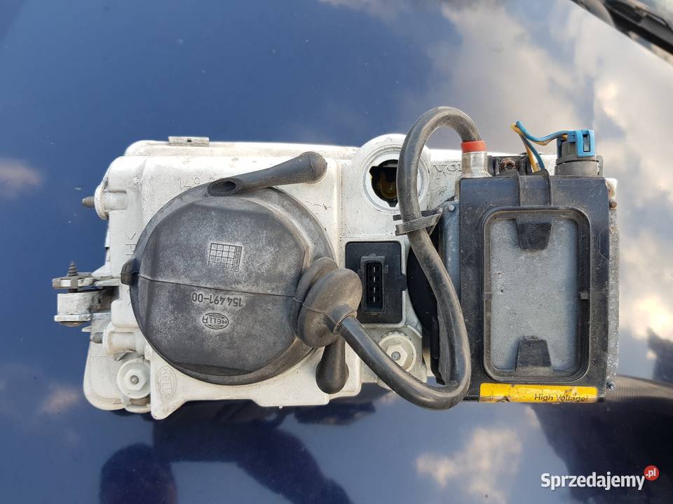 Lampy przednie volvo v40 s40 xenon 1ag24700232 Kłodzko