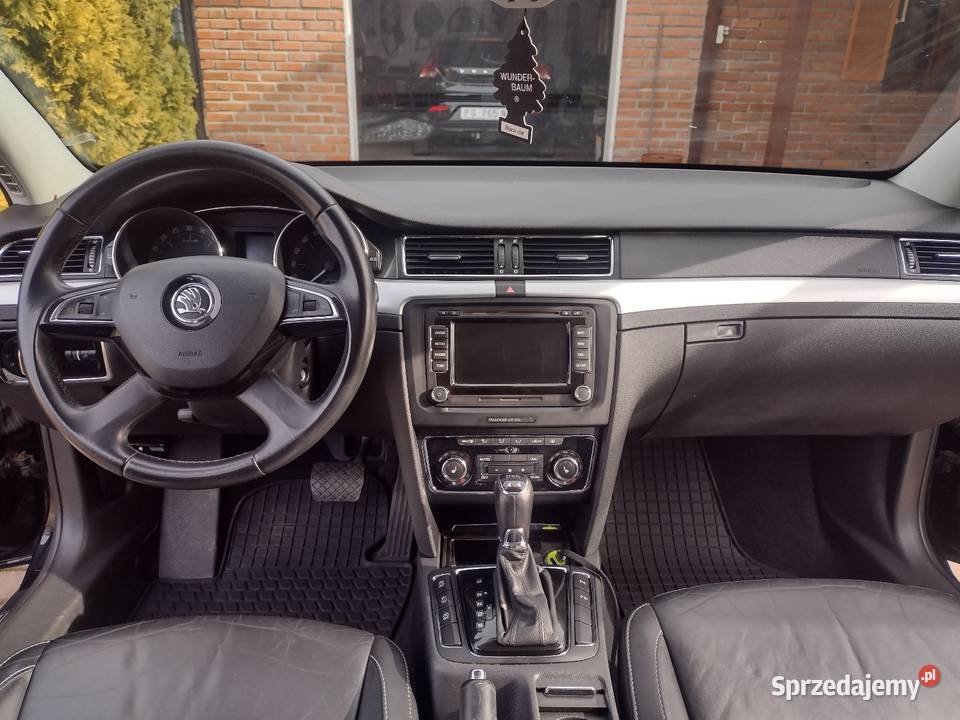 SKODA Superb 20TDI 170 SCOUT 44 Skóry Panorama aluminiowe felgi Chełm