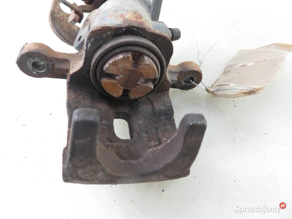 ZACISK PRAWY TYŁ HYUNDAI COUPE II 20