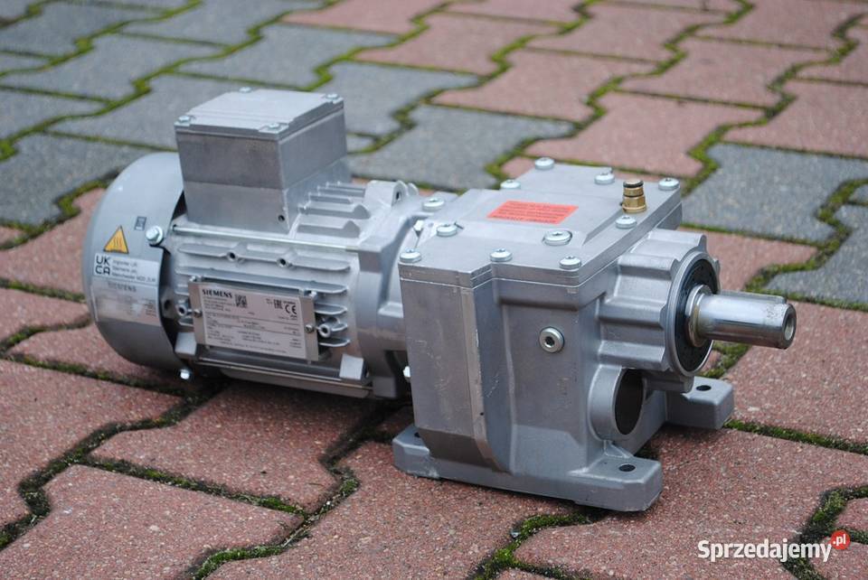 Motoreduktor 037kw 167obrmin Firmy Siemens Kargowa