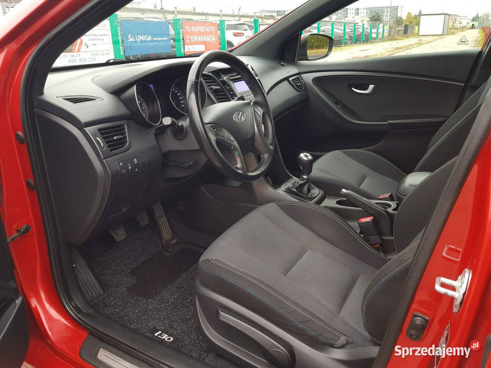 Hyundai i30 16 Benzyna Klima Czarna Podsufitka elektrochrom. lusterko wst. Włocławek sprzedam