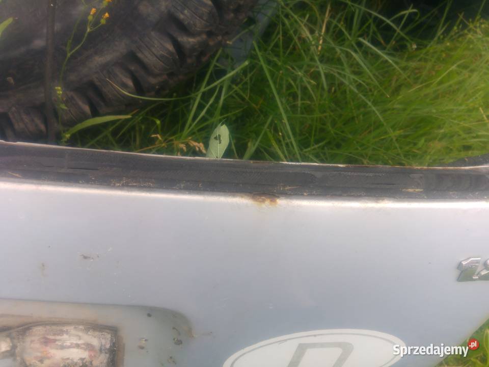 PASSAT B5 klapa tył kombi