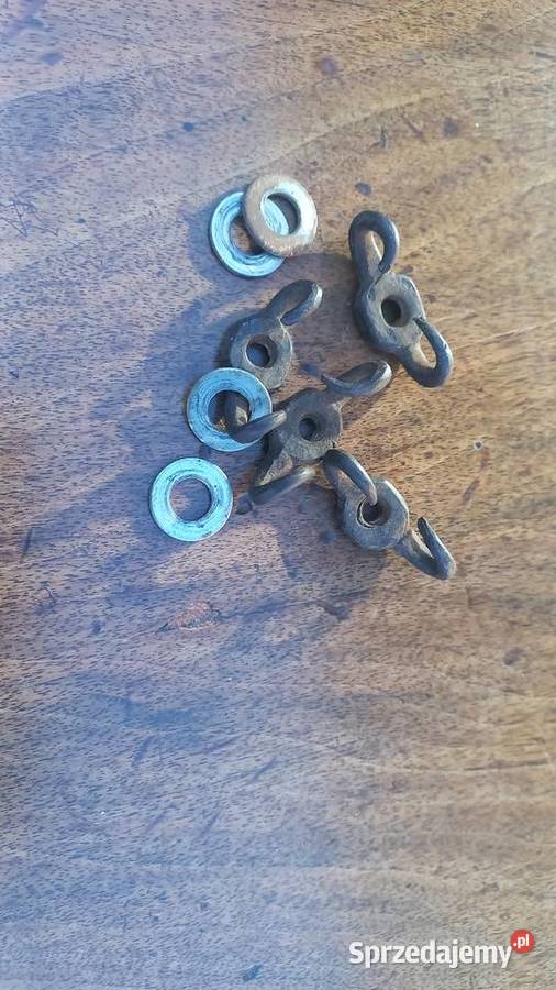 Stół stylowy owalny rozkładany na rzeźbionej Gawroniec