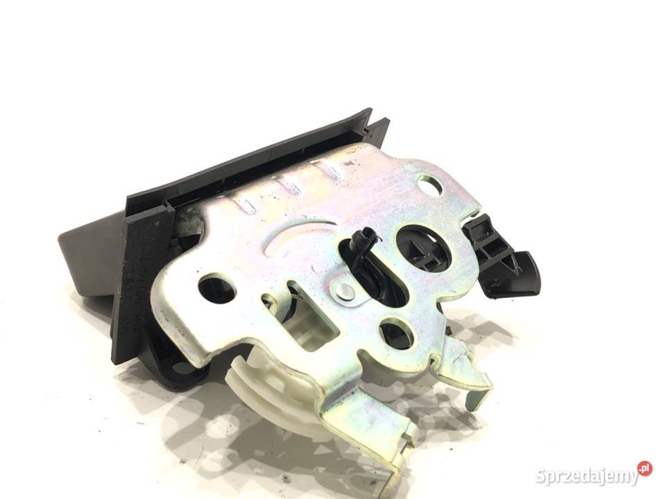 ZAMEK KLAPY TYŁ SKODA RAPID Hatchback 8R0827505A