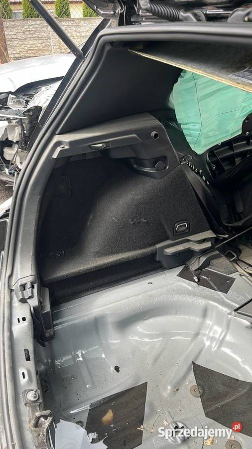 TAPICERKA BAGAZNIKA KOMPLET GOLF VII 7 Oświęcim