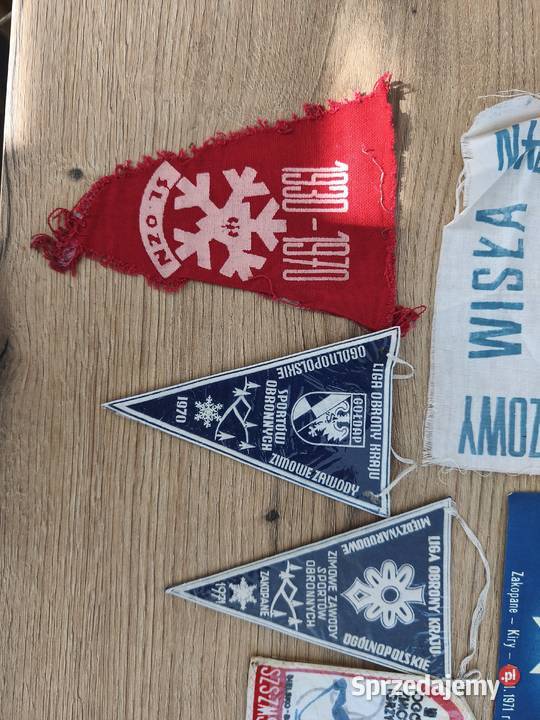 Stare proporczyki i przypinki Bielsko-Biała