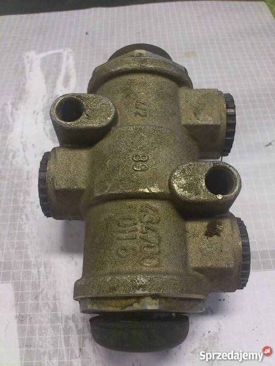 Zawór zabezpieczający dwuobwodowy 54200130 ciężarowe Gdynia