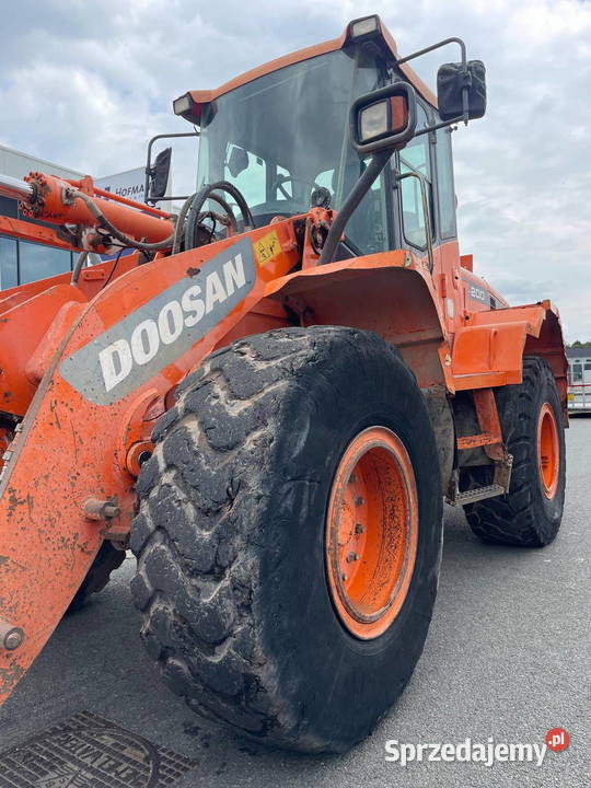 Ladowarka kolowa DOOSAN DL 200 3A tez leasing Warszawa