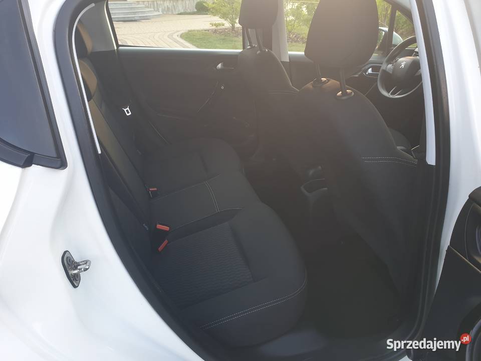 PEUGEOT 208 12 82 OPŁACONY BEZWYPADKOWY 208 podkarpackie