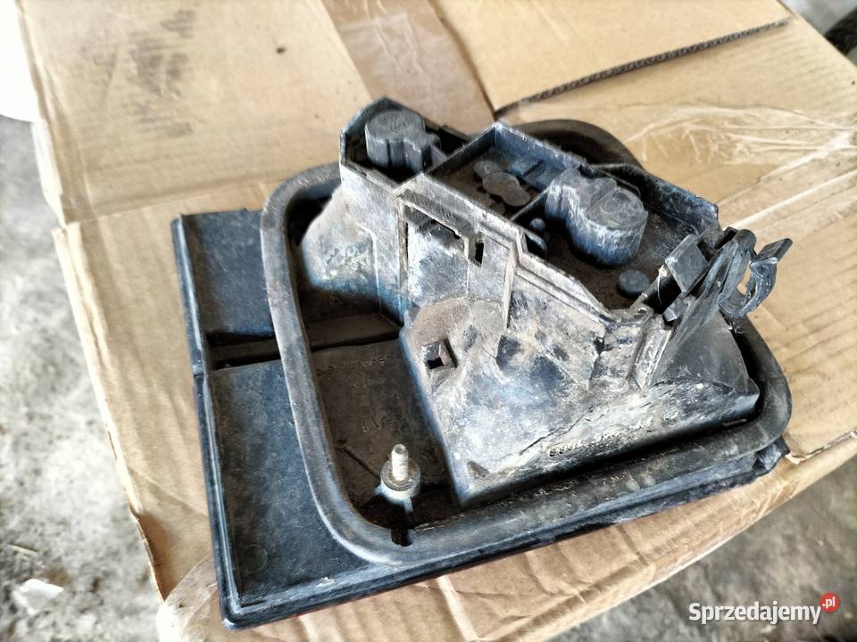 LAMPA TYLNA VW VENTO PRAWA 1H5945108B Prawe Oświetlenie Kamień-Kolonia sprzedam
