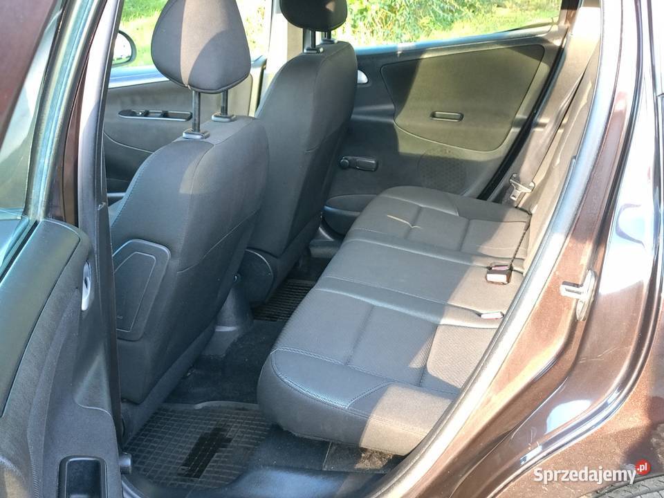 serdecznie oferuje do sprzedaży Peugeot 14 Będzin
