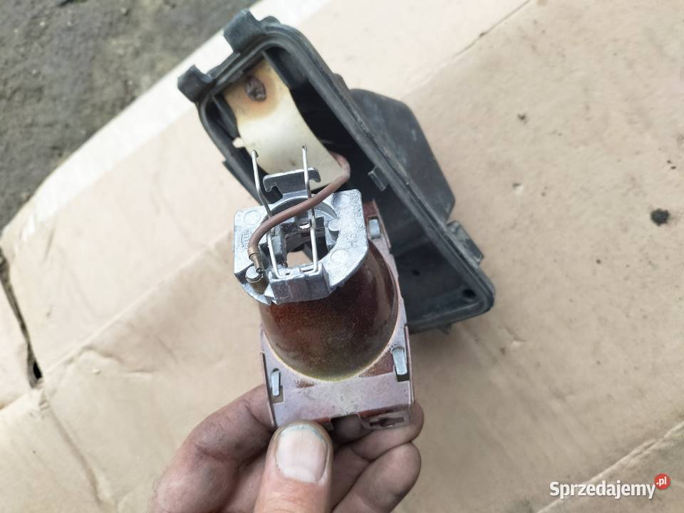 AUDI 80 Q B3 B4 HALOGEN osobowe Kamień-Kolonia