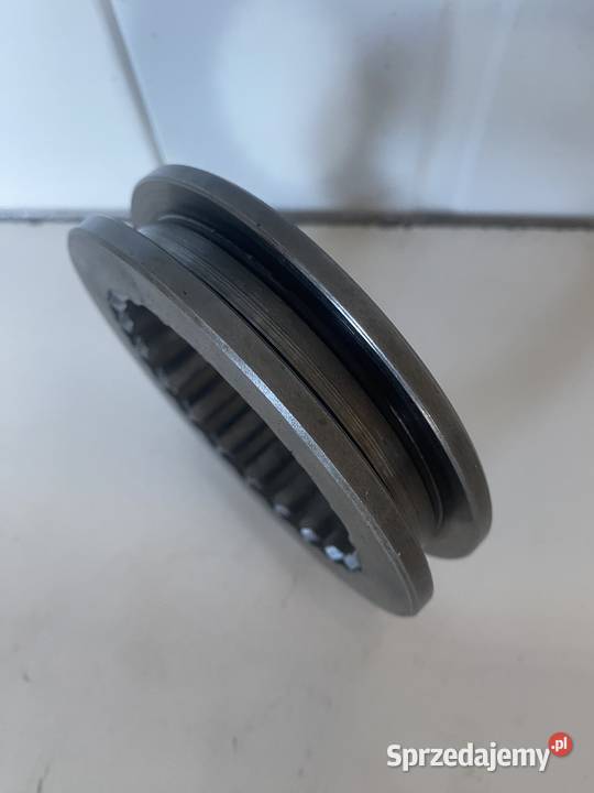 OBEJMA PRZESUWNA 10121021 ZETOR FORTERRA 100 110