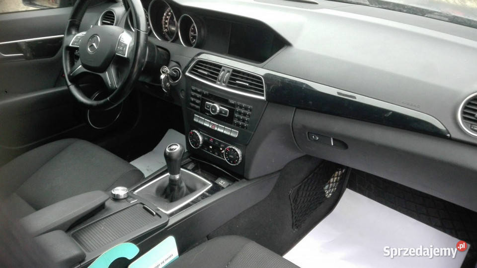 Mercedes C 200 Duża navi Bezwypadek W204 kujawsko-pomorskie Bydgoszcz