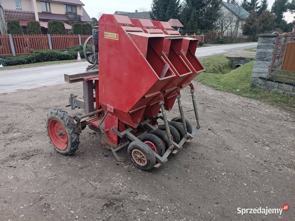 Sadzarka do czosnku Ermes Pneumatyczna 3 rzędowa Siewniki i sadzarki świętokrzyskie Busko-Zdrój