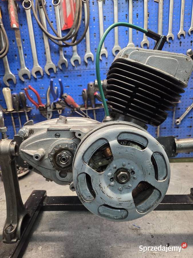 Silnik wsk 125 PRL filmik Lublin
