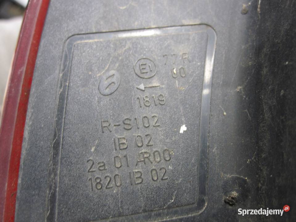 AUDI A4 B7 III 07r lampa lewa tył 8E9945095E sprzedam