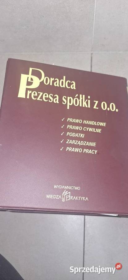 Solidny Segregator Biurowy Stan Idealny do Piła