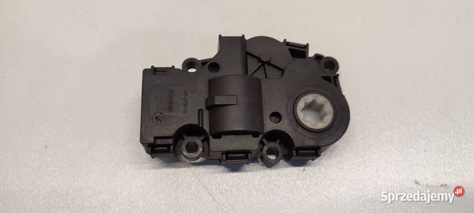 MERCEDES VITO W447 SILNICZEK NAGRZEWNICY