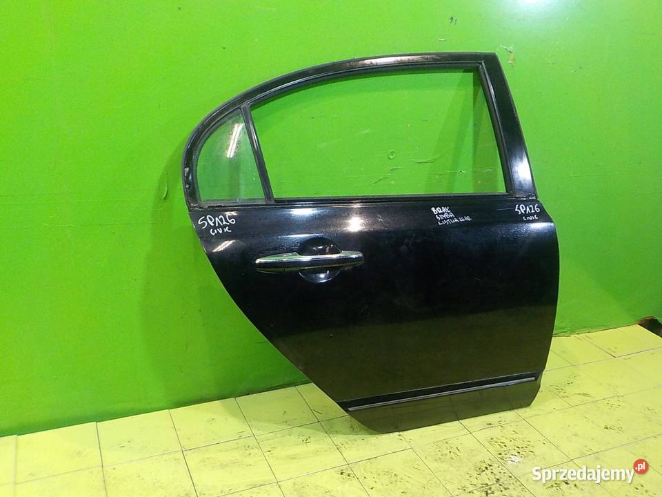 HONDA CIVIC VIII 13 iDSI 10r SEDAN 4D drzwi osobowe Części samochodowe Suków