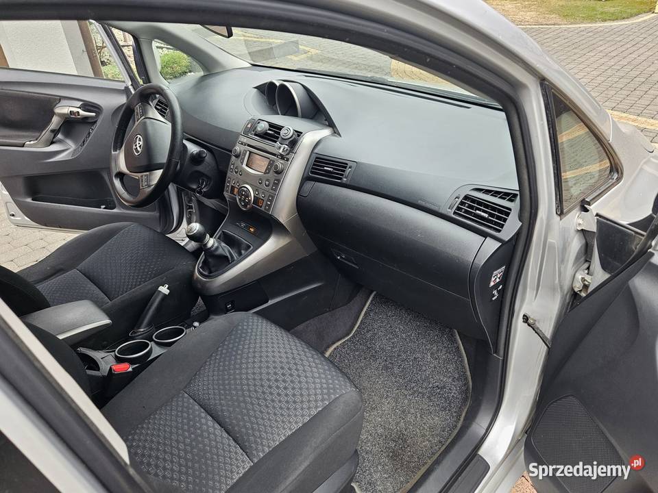 Toyota Verso 20 TDI 2010r 7osobowy 126KM pomorskie Borucino sprzedam