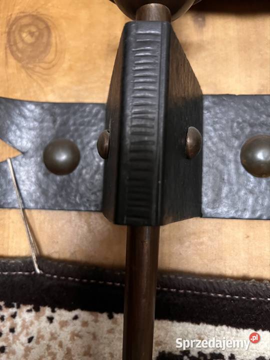 Kinkiet vintage metaloplastyka