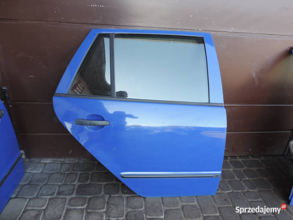 SKODA FABIA 1 KOMBI DRZWI PRAWY TYŁ małopolskie Nowy Sącz