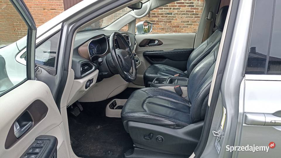 Chrysler Pacifica radio Łuków