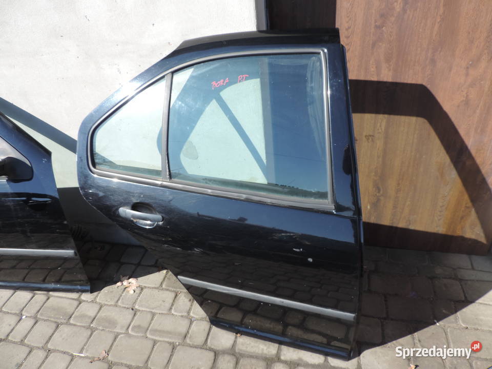 DRZWI PRAWY TYŁ VW BORA SEDAN L041 osobowe małopolskie sprzedam