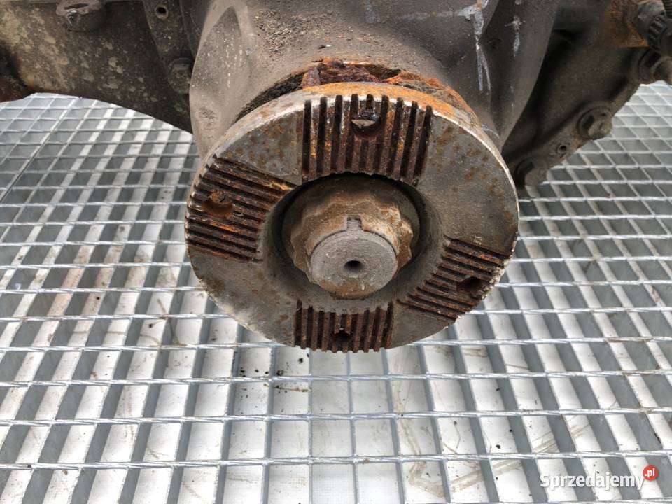 MOST DYFER TYŁ VOLVO FH 128 460 Ciągnik siodłowy