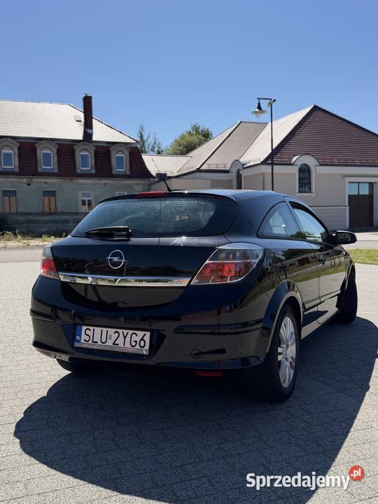 Opel Astra GTC 14 benzyna 2008r ESP śląskie Kochanowice