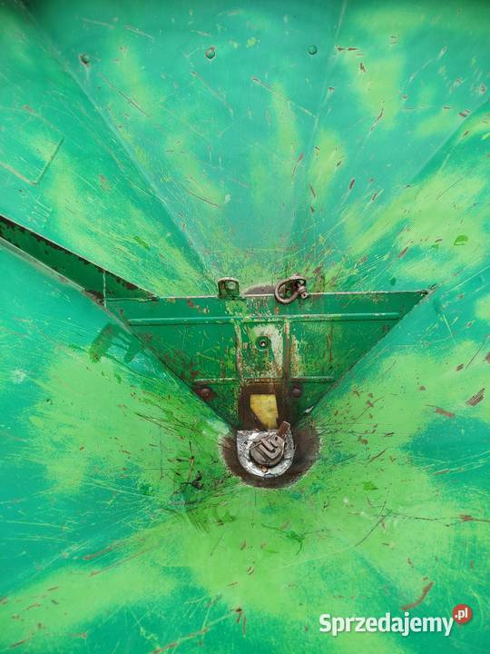 Rozsiewacz nawozów amazone zaf 800 Nacpolsk