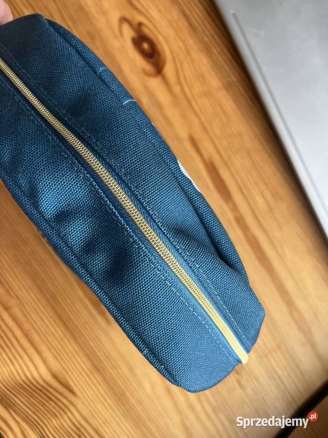 Kosmetyczka średnia firmy Biotherm Gdańsk