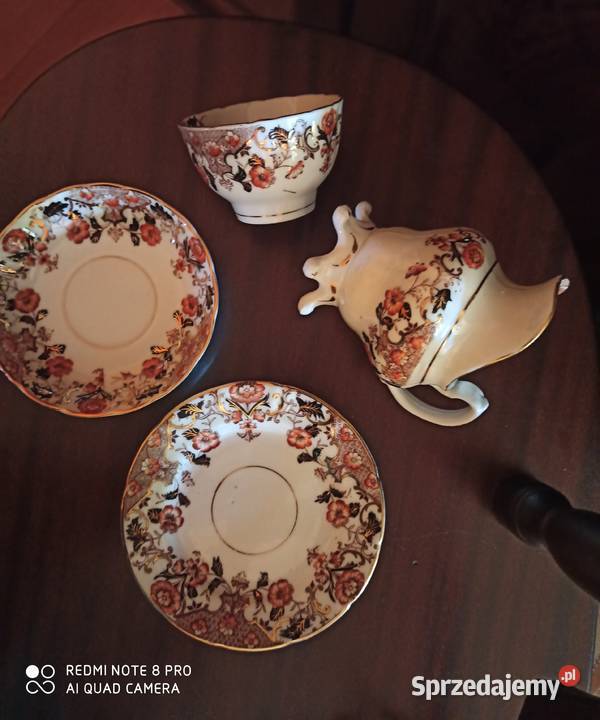 filiżanka z talerzykiem deserowymzłotem malowana pomorskie Gdańsk
