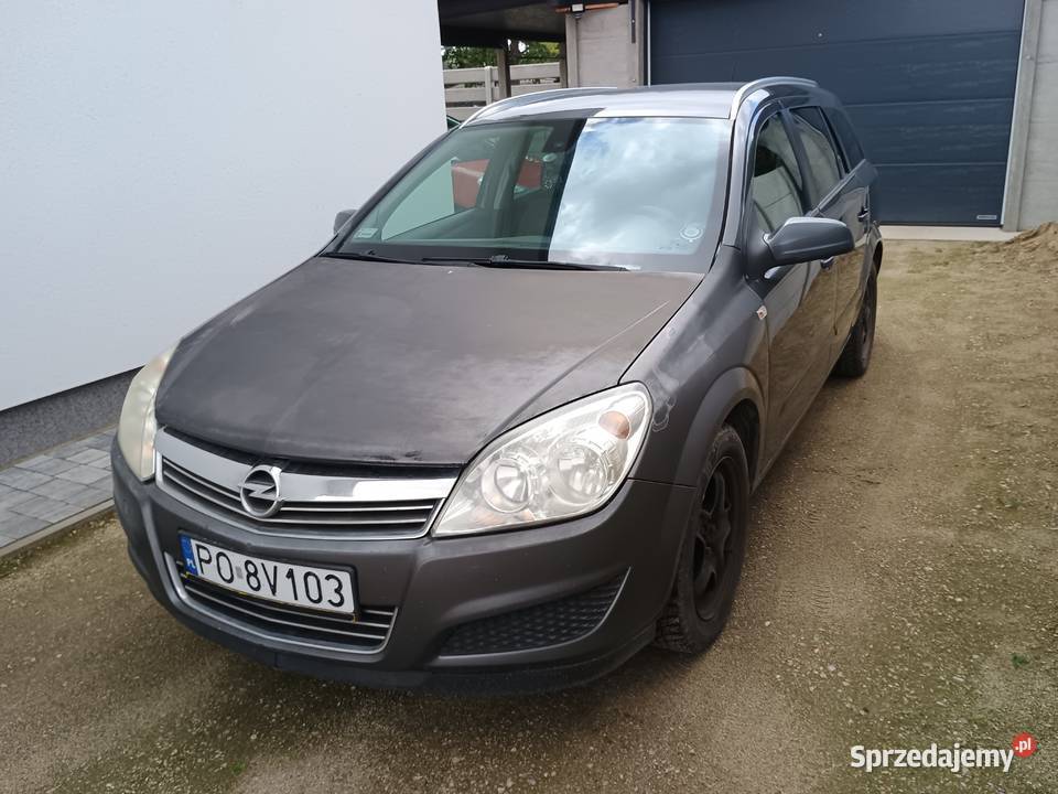Opel Astra H Kombi Komorniki