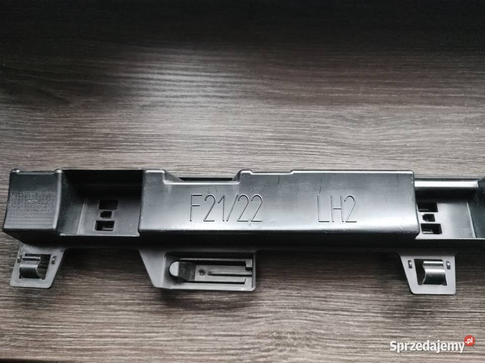 BMW F2122 Ślizg Lewy Progu LH2