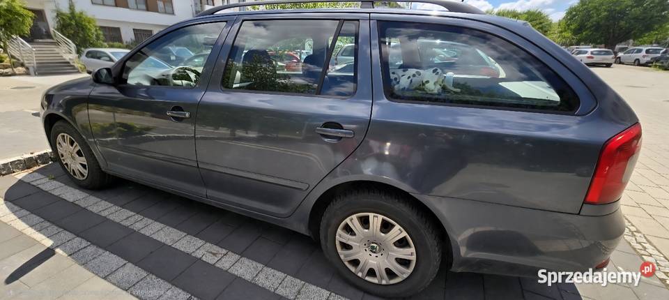 Skoda octavia combi 19 TDI 2010r kupiony w polskim salonie śląskie Katowice