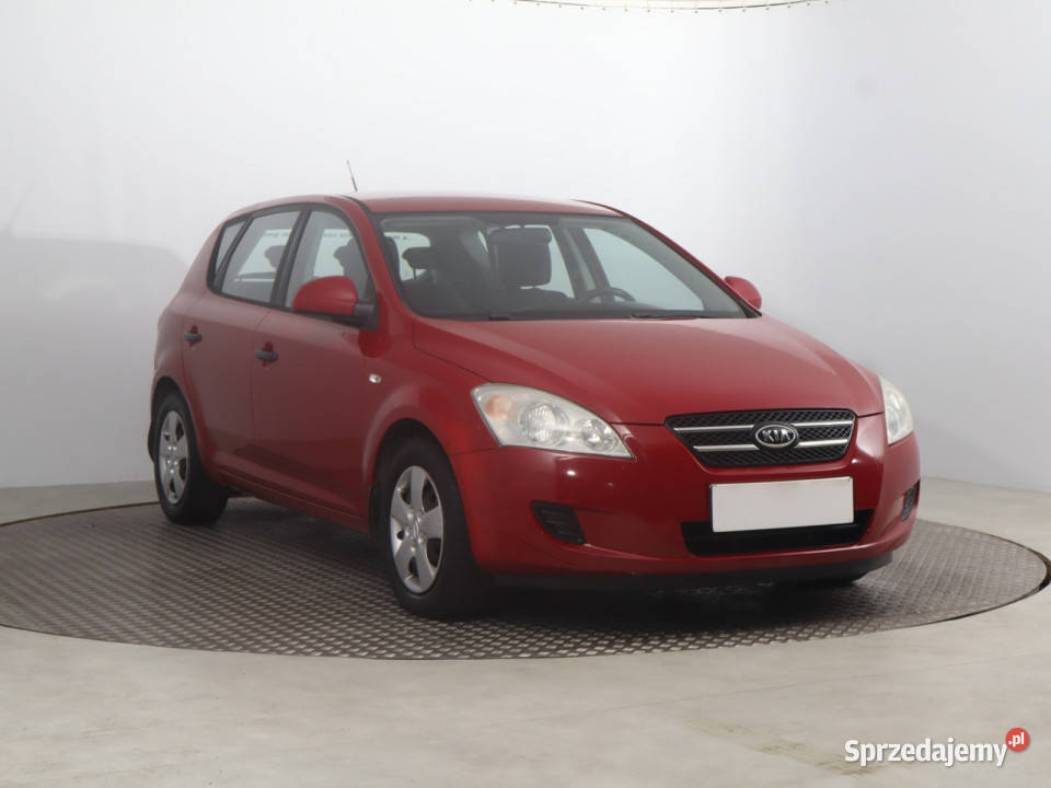 Kia Ceed 14 CVVT czerwony Bielany Wrocławskie