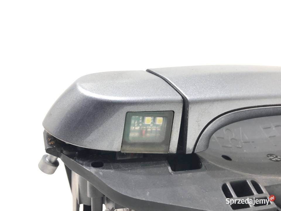 KLAMKA ZEWNĘTRZNA PRAWY PRZÓD BMW E84 SUV 0915