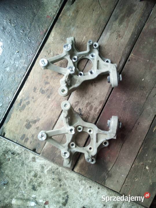 Opel Vectra C zwrotnica tylna