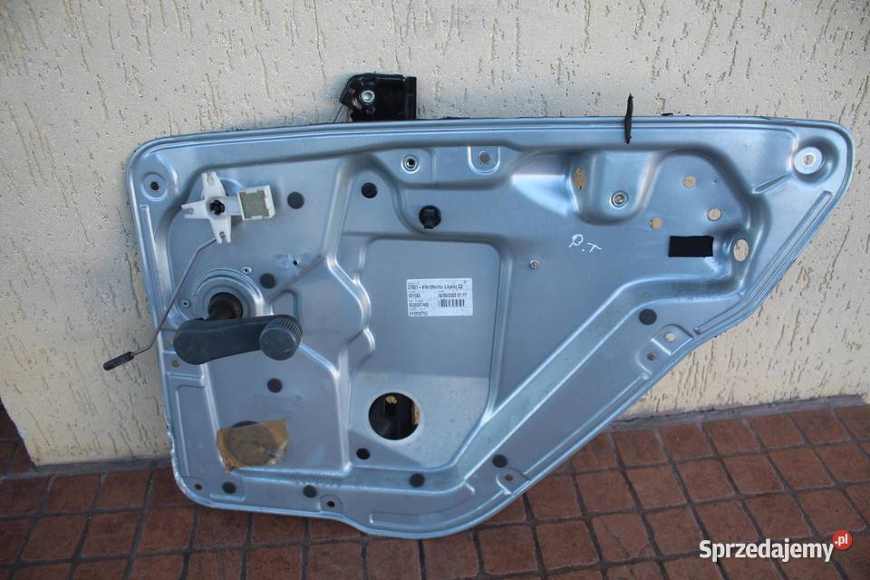 MECHANIZM PODNOŚNIK SZYBY PRAWY TYŁ SKODA FABIA osobowe